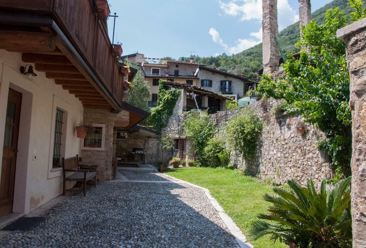 Charming Rustic House Villa Gardone Riviera Exterior photo